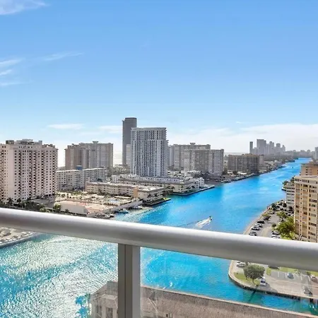 Beachwalk - Sun, Amazing Pools And Gym